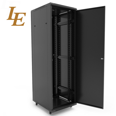 800 kg sistema di armadietto per server in acciaio laminato a freddo con grado di protezione IP20