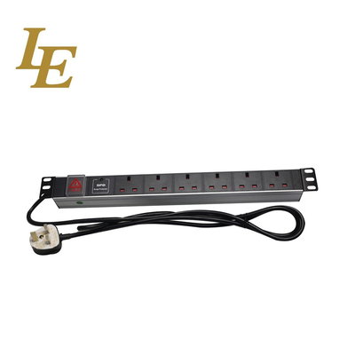 19 pollici di alluminio nero 6way 8-outlet PDU UK con interruttore 3x1.5mm2 cavo con BS1363 13A British plug